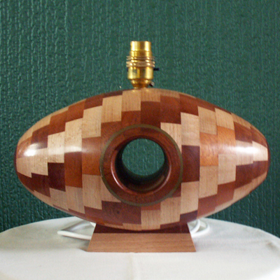 Oval Segmented Lamp
